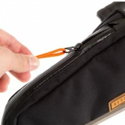 Sacoche Tube De Cadre Tissu Noir Attache Velcro Restrap 14 Sacoche Tube De Cadre Tissu Noir Attache Velcro Restrap -Antivol vélo importe boutique sacoche tube de cadre tissu noir attache velcro restrap 4