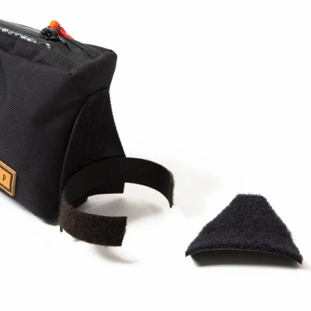 Sacoche Tube De Cadre Tissu Noir Attache Velcro Restrap 9 Sacoche Tube De Cadre Tissu Noir Attache Velcro Restrap – Image 7